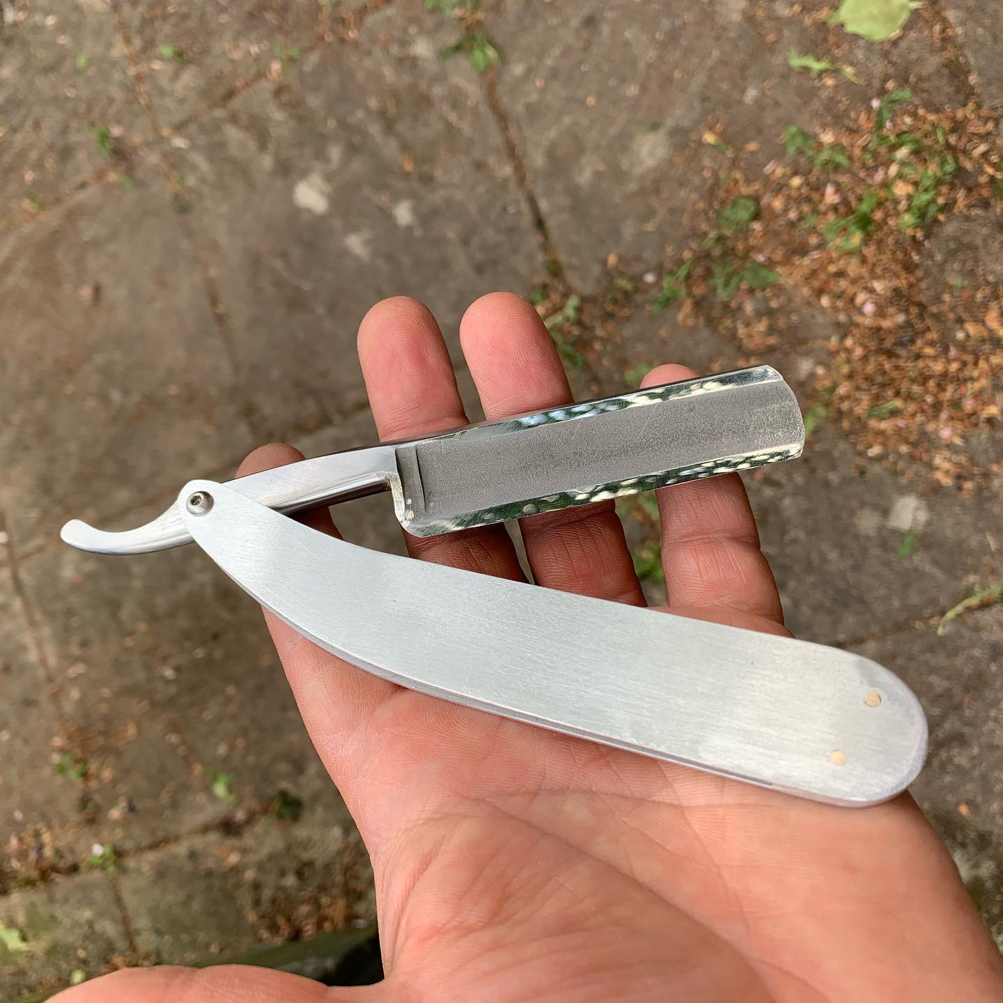 Cut Throat Razor